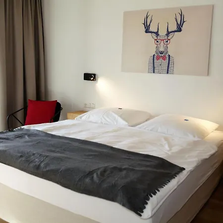 Hirschenstube & Gaestehaus Gehri