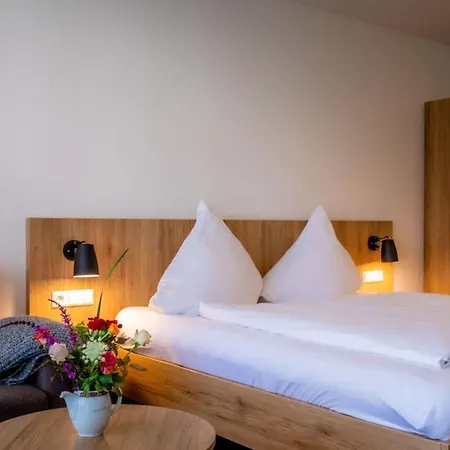 Hirschenstube & Gaestehaus Gehri